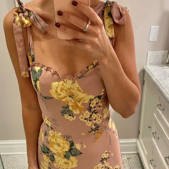 Reformation Dresses & Skirts - Floral Reformation Dress